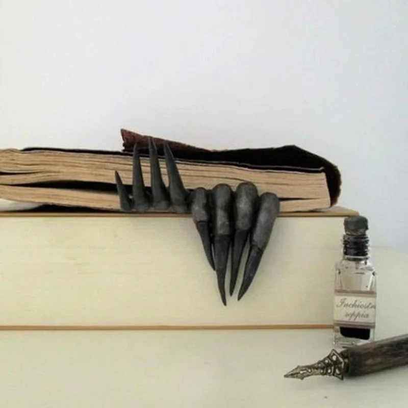 Thriller Devil Hand Bookmarker - Image 9
