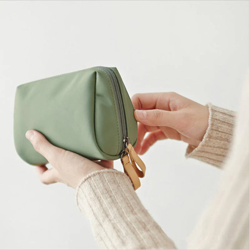 Travel Makeup Pouch for Women - Image 4