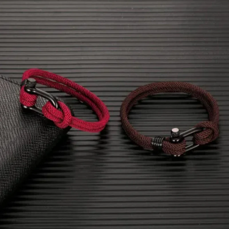 U-shaped Buckle Nylon Braided Bracelet - Image 5