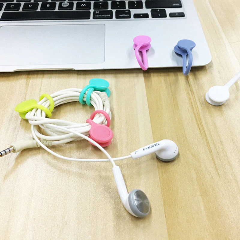 Useful Magnetic Cable Storage Holders - Image 3