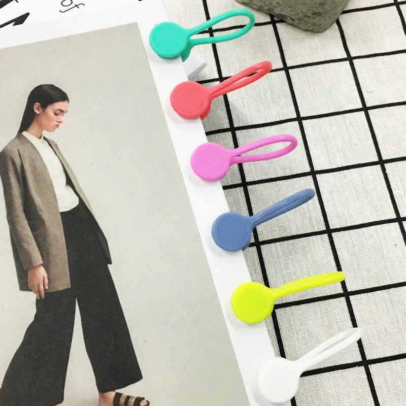 Useful Magnetic Cable Storage Holders - Image 4
