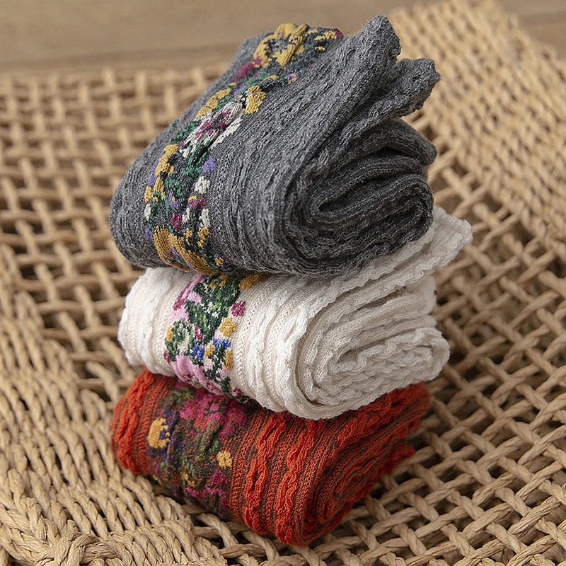 Vintage Floral Style Cotton Crew Socks - Image 10