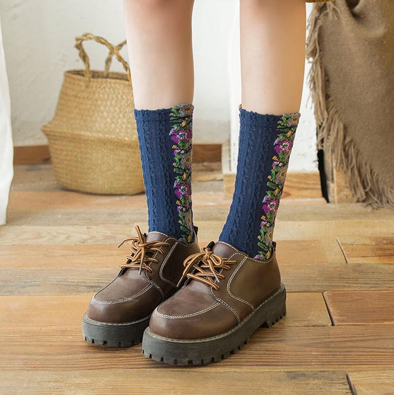 Vintage Floral Style Cotton Crew Socks - Image 3