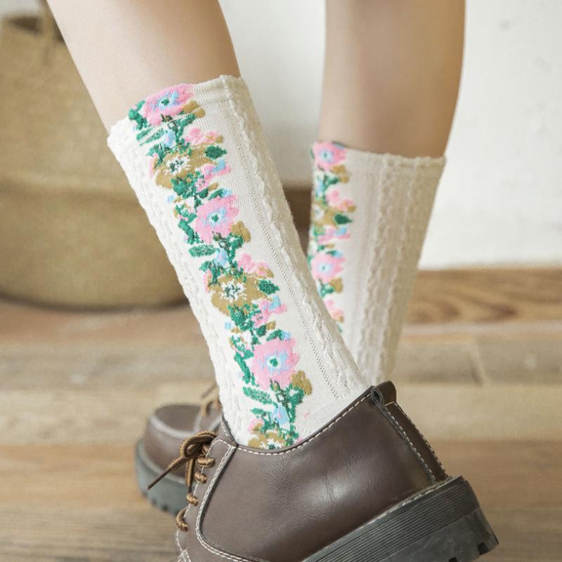 Vintage Floral Style Cotton Crew Socks - Image 4