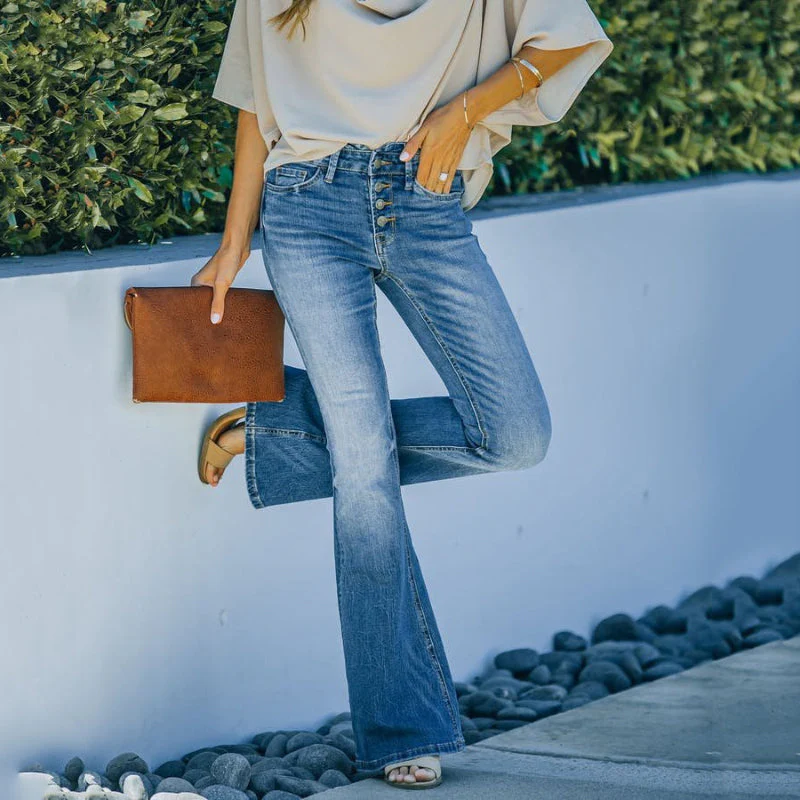 Vintage High-Waisted Jeans With Flared Legs From The 70s - Image 5