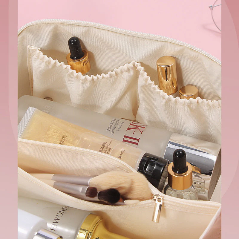 Vintage Pattern Handheld Makeup Bag - Image 5