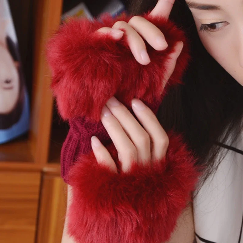 Winter Fur Gloves - Image 4