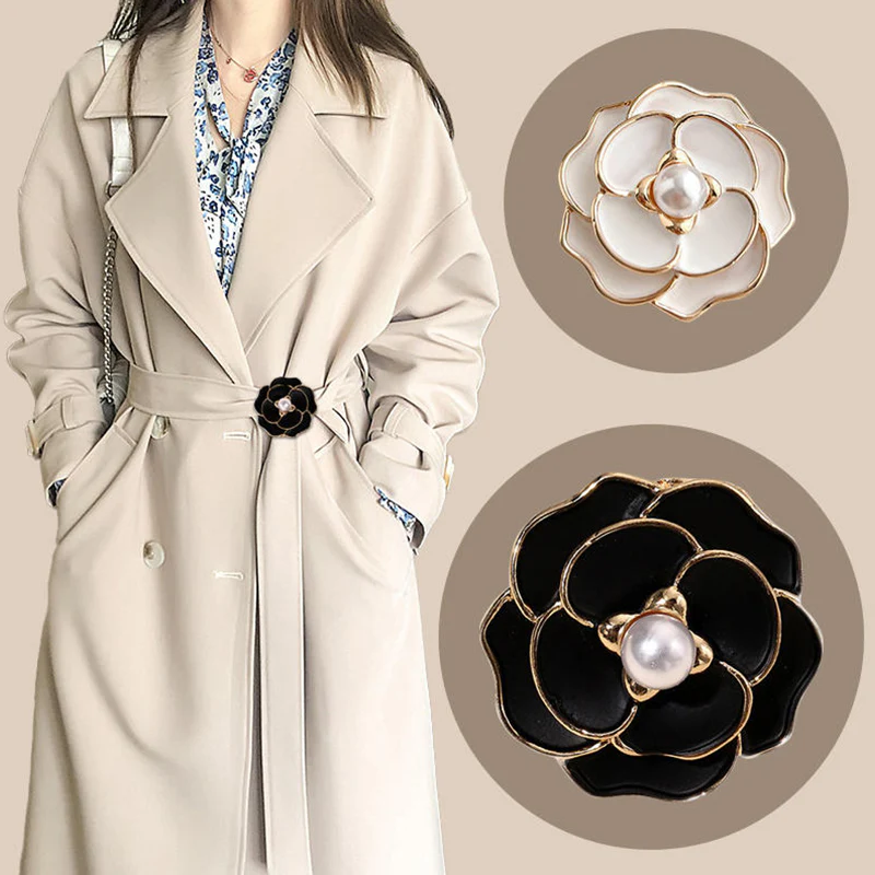 Women's Elegant Pearl Floral Clip - Image 3
