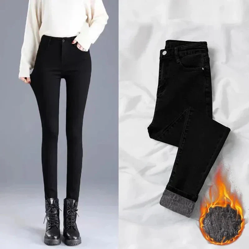 Women's Fleece Lined Thermal Jeans - Image 4
