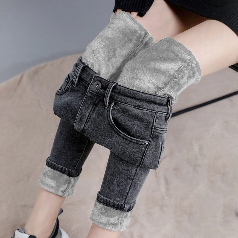 Women's Fleece Lined Thermal Jeans - Image 5