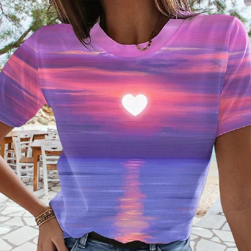 Women's Heart 3D Printed T-shirt - Image 3