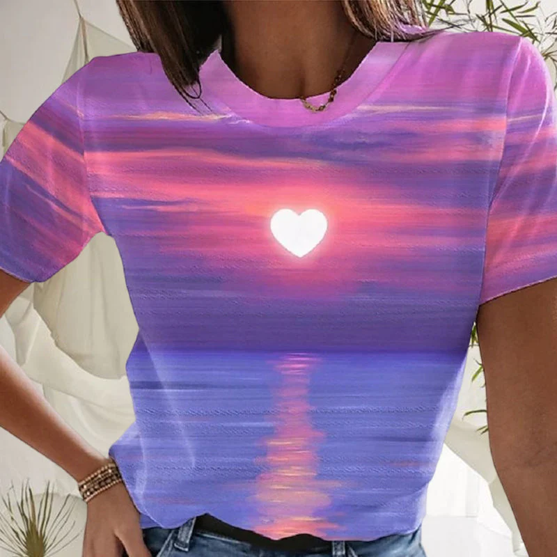Women's Heart 3D Printed T-shirt - Image 4