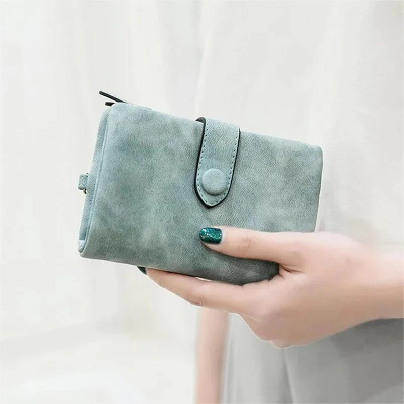 Women's Small Trifold Leather Wallet - Image 6