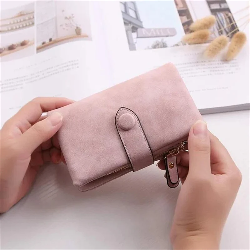 Women's Small Trifold Leather Wallet - Image 7